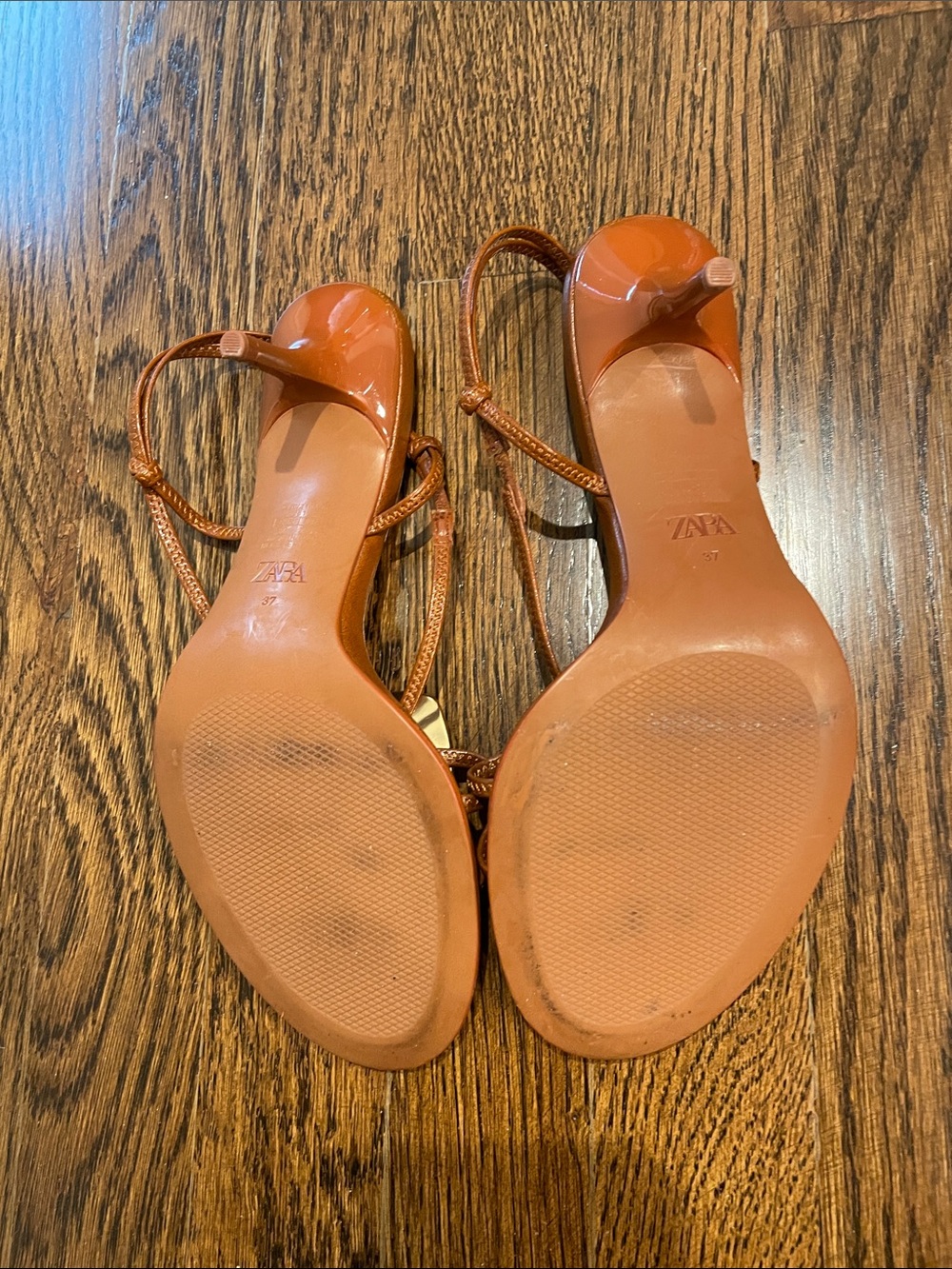 ZARA Brown Leather Knot-Strap Slingback Sandals with Gold Accent - Picture 5 of 6